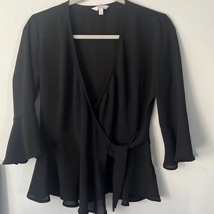 Women’s wrap top